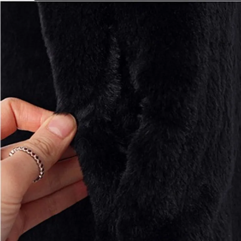 Рисунок 5 - Осенне-зимний женский длинный жилет