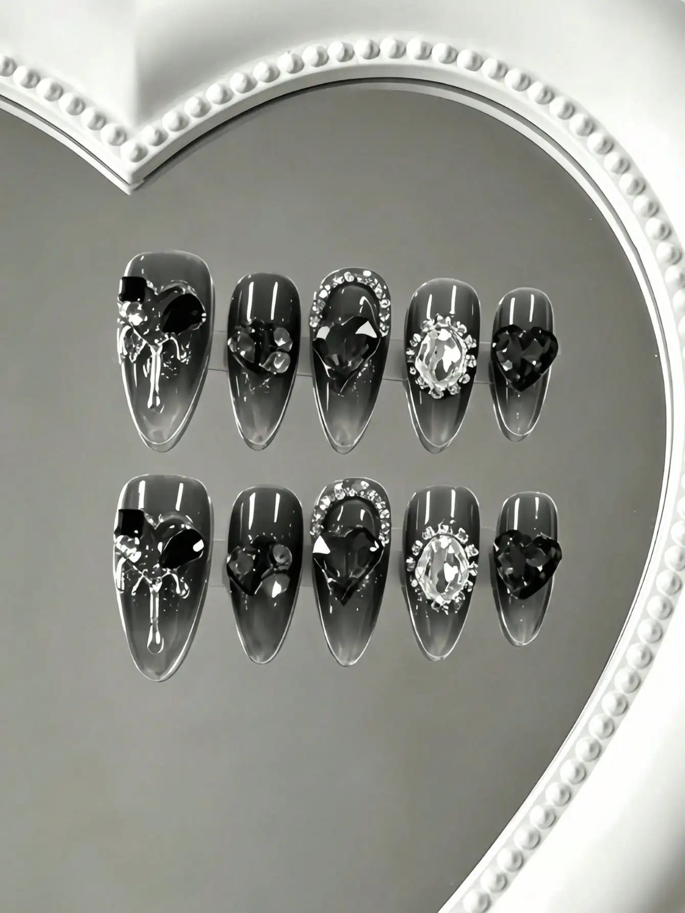 10 Medium-Length Almond-Shaped Press-On Nails, Cool Black-Gray Translucent Shades, with Large Heart-Shaped Rhinestones and Teardrop-Shaped Diamond Embellishments, Dark Gothic Style, Perfect for Girls, Suitable for Daily Wear, Parties, and Personalized Outfits, Includes Jelly Glue and Nail File