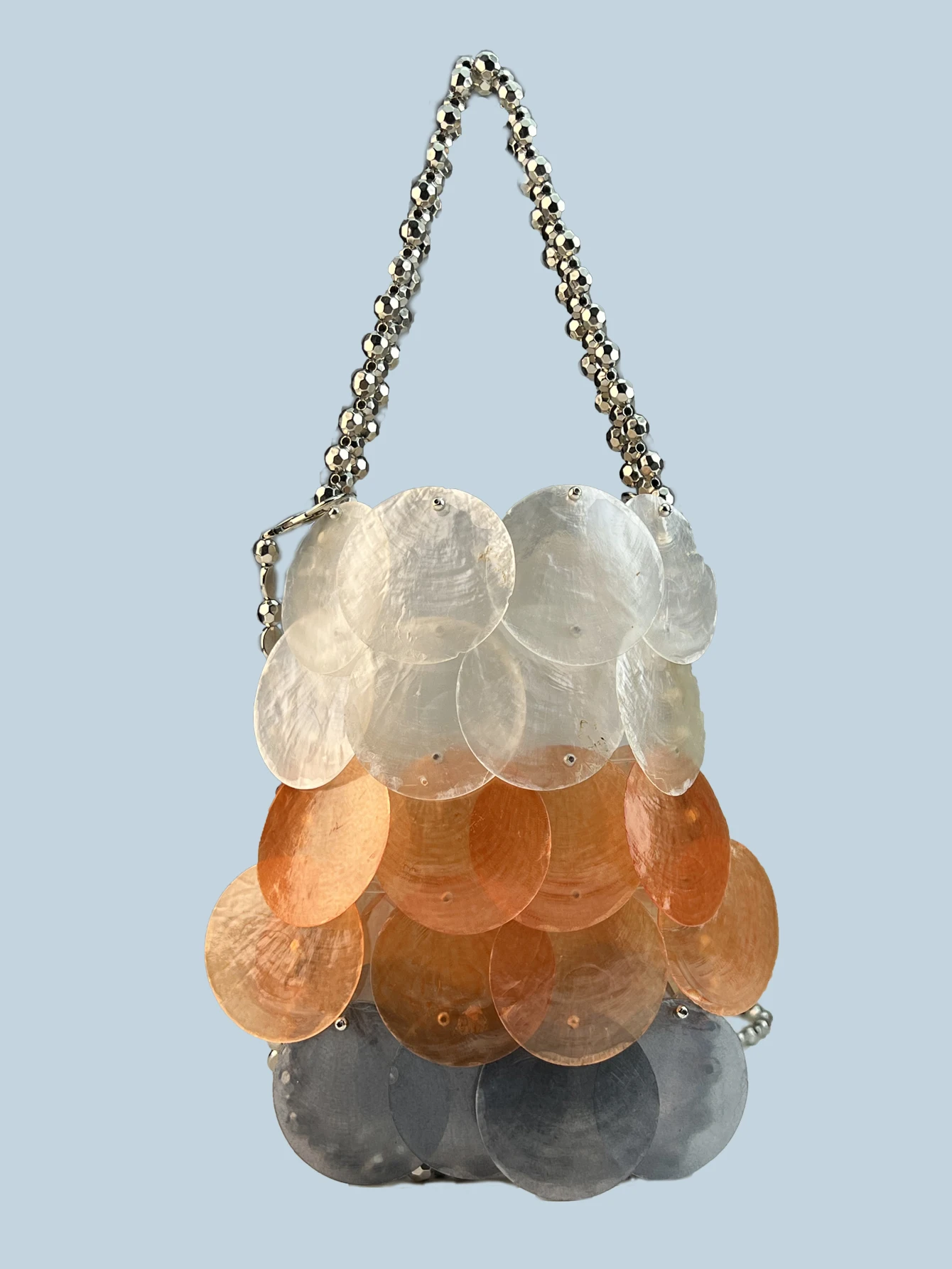 

2025 New Customized Color Hand Woven Shell Bag Fashion Color Women's Handbag Beaded Chain Fish Scale