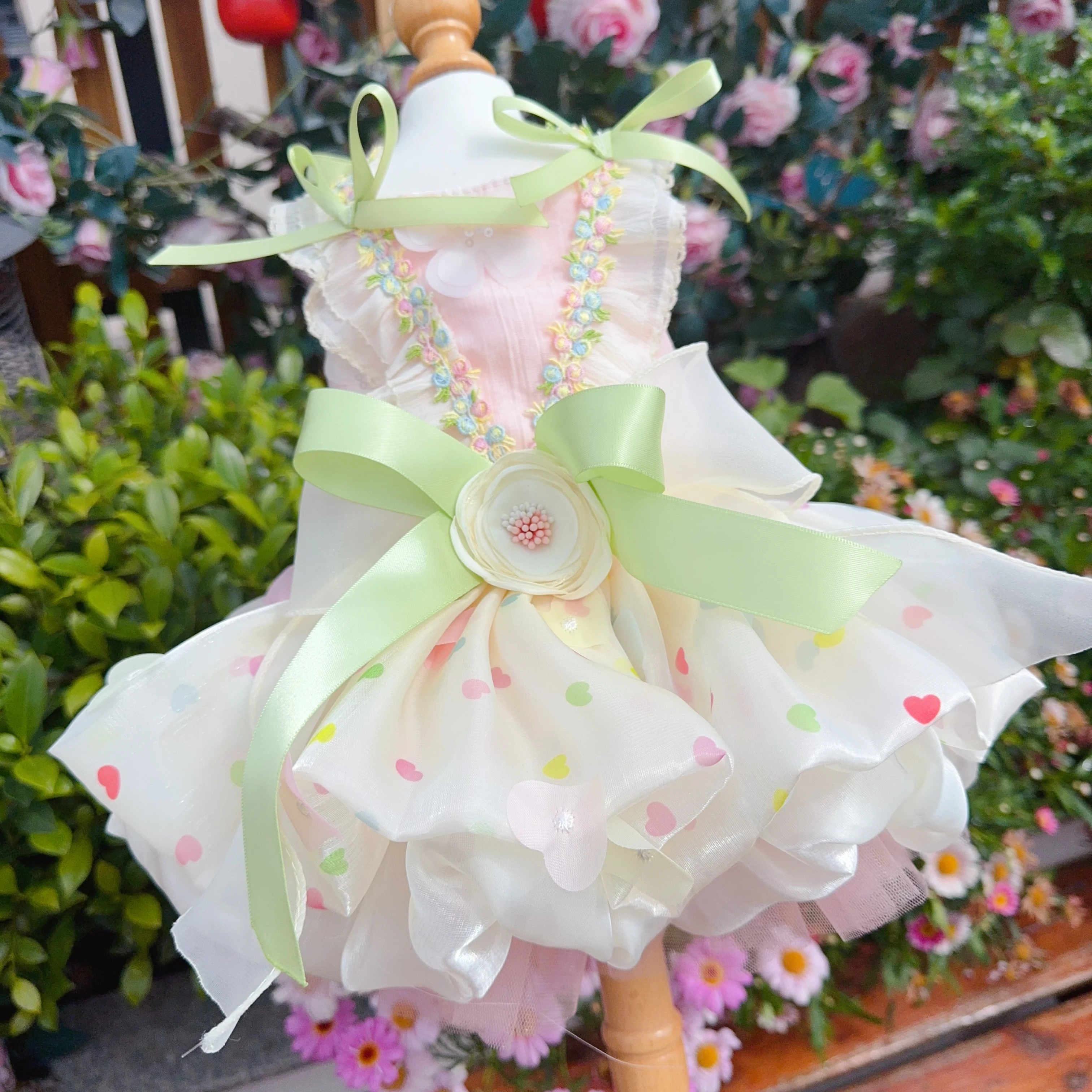 

Luxury Handmade Flower Print Princess Dress For Small Medium Dog Lovely Pink Green Pet Dog Clothes Puppy Outerdoor Skirts Poodle