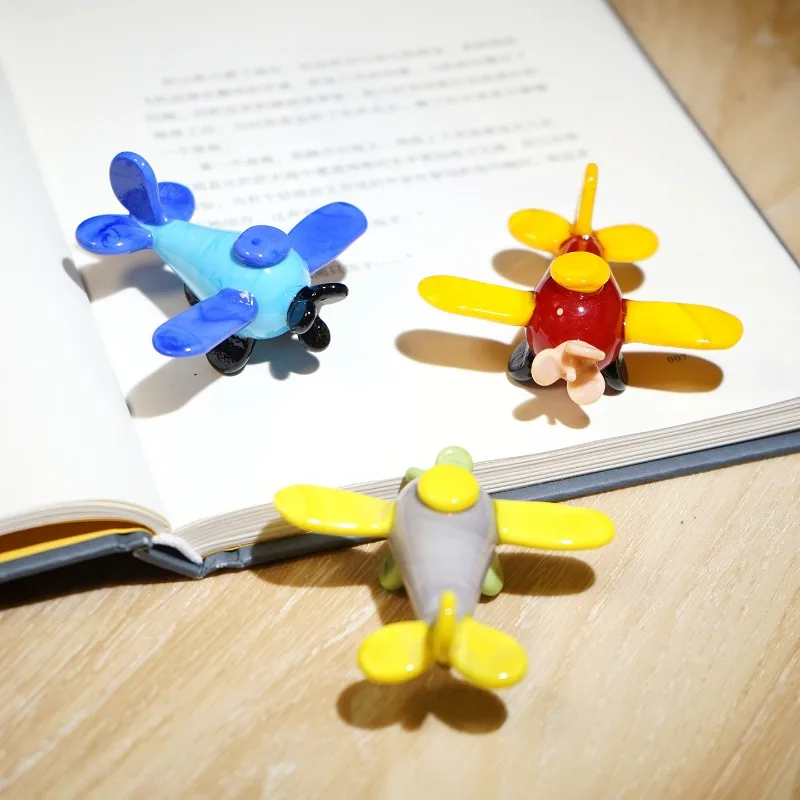 Handcrafted Colored Glaze Miniature Glass Ornament Retro Fighter Plane Handmade Colorful Desk Computer Home Decoration Accessory