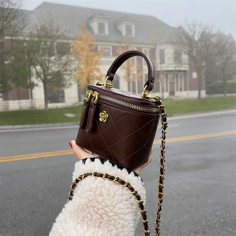 Small Fragrant Wind Lingge PU Leather Handbag 2023 New Trend Women\'s Fashion Chain Shoulder Bag Mini Bucket Bag Designer Bag