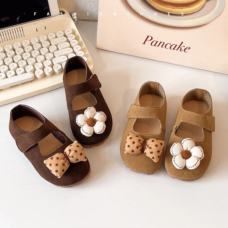 2025 Autumn New Kids Casual Shoes Sweet Flowers Bows Cute Flat Shoes Versatile for Girls Children Princess Shoes Non-slip Soft