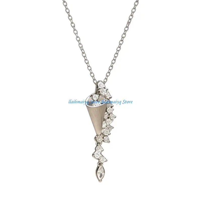 573B Pendant Necklace Jewelry Featuring Funnel Design And 41-50Cm Chain Adjustable Design