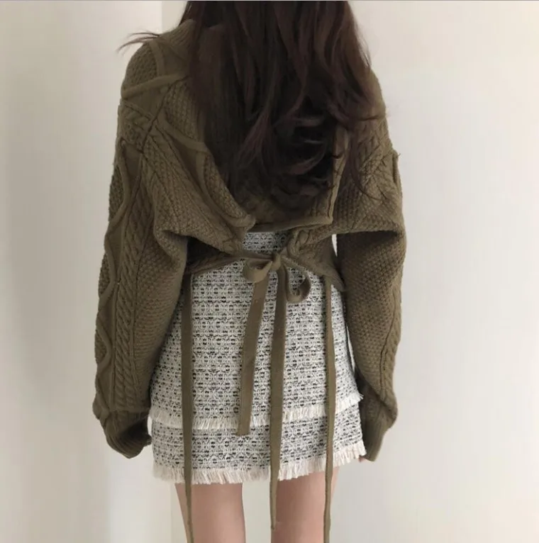 Women Knit Pullovers V Neck Full Sleeve Solid Sweaters Lace Up Short Top Casual Lady Thick Jumpers Vintage Autumn Winter