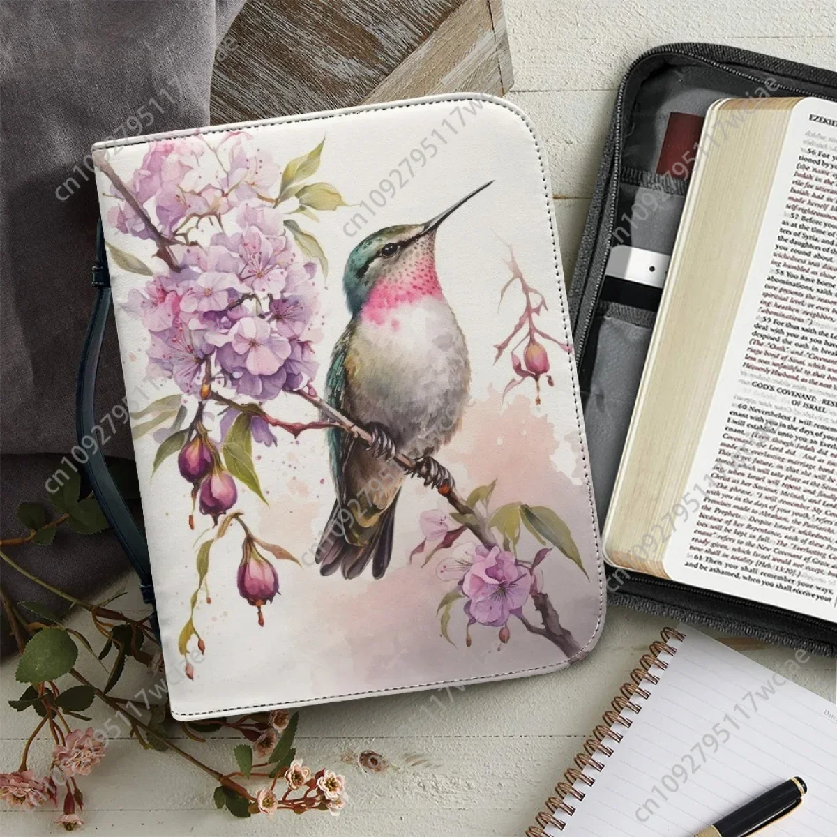 

Women's Christianity Bible Bag New Floral Hummingbird Print Leather Bible Cover Case Zippered Handle Handbag Bags for Holy Bible