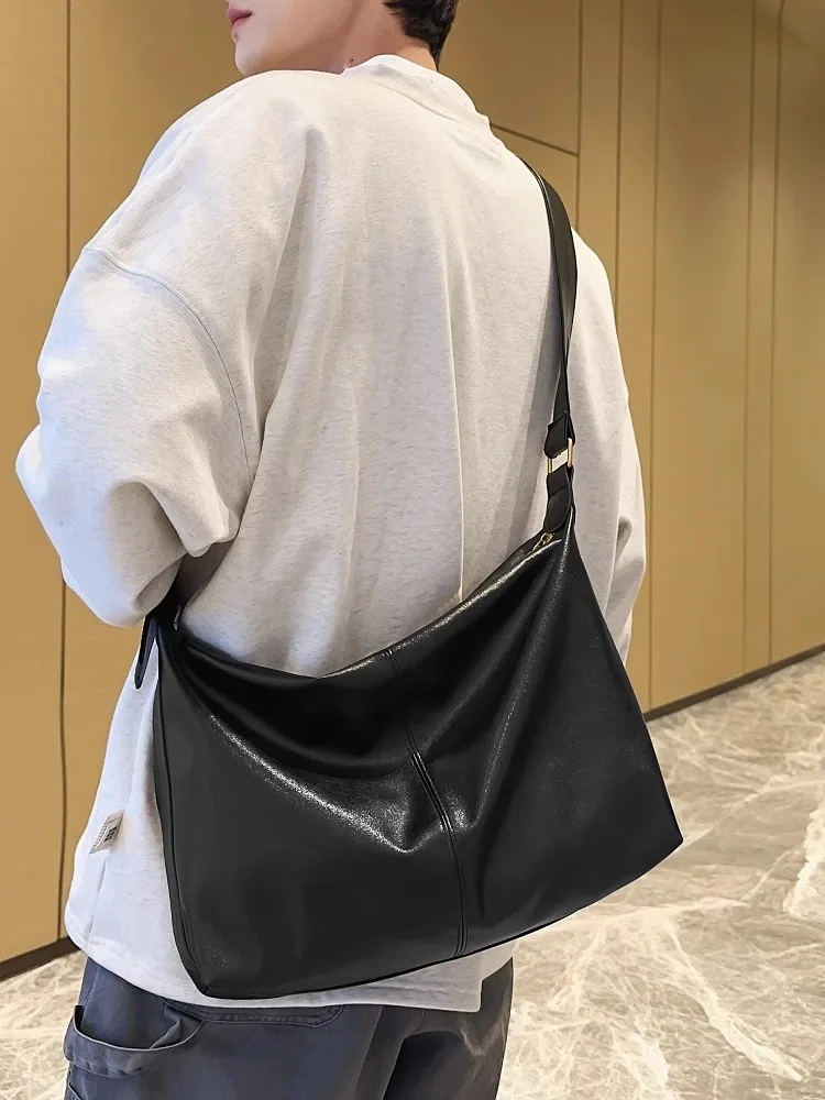 

Leather Crossbody Bag ex Casual Commuting Waterproof Single oulder Bag for Men And Women Street Sle Polyester