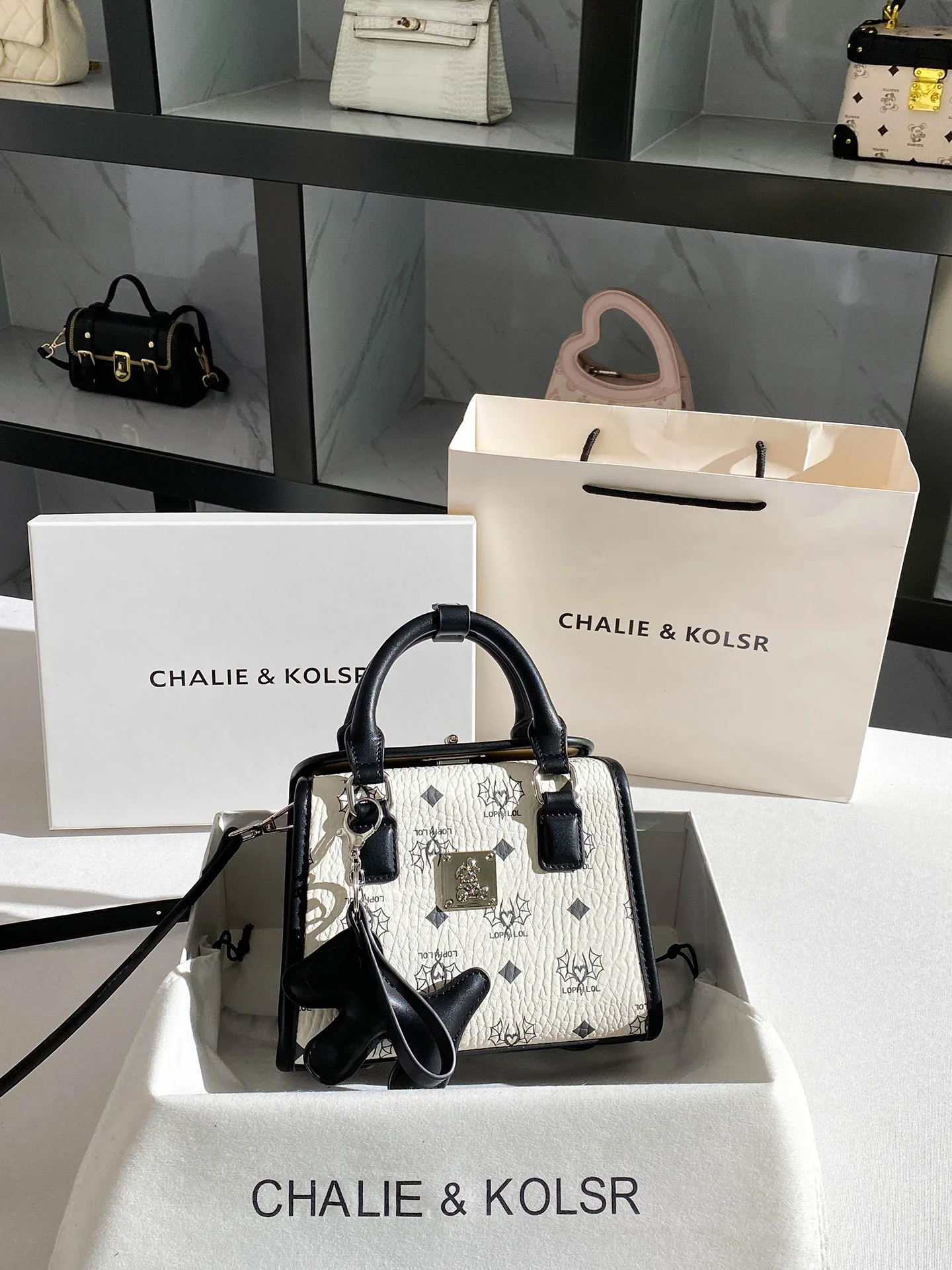 sac-bandouliere-elegant-chaliekolsr-en-cuir-souple-imprime-motif-geometrique-pour-le-quotidien-nouvelle-collection-printemps-ete