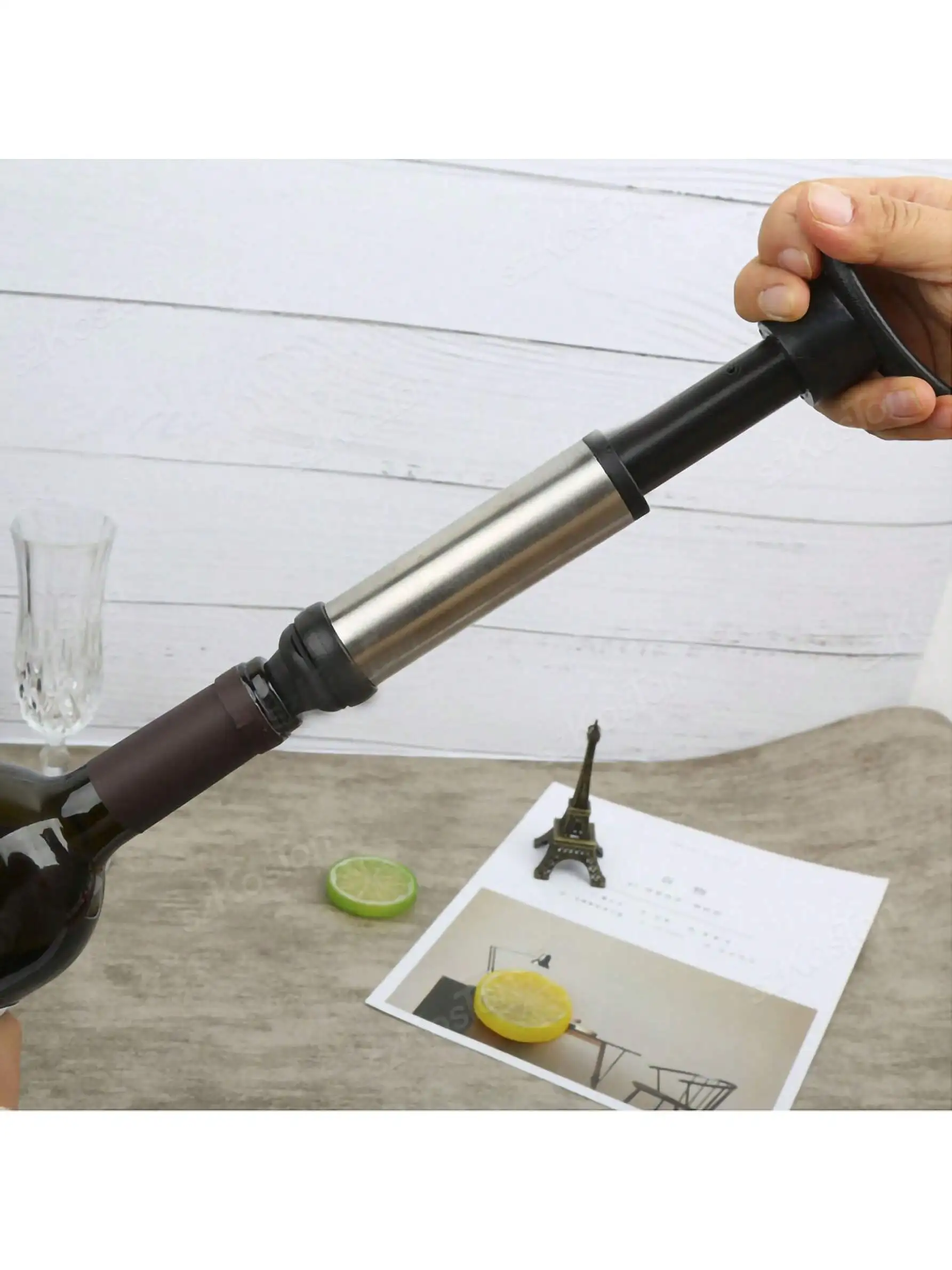 سدادة النبيذ مع ملحقات شريط المضخة الكهربائية، قفل الهواء، سدادة الزجاجة المطاطية السوداء، تحافظ على ختم النبيذ الطازج