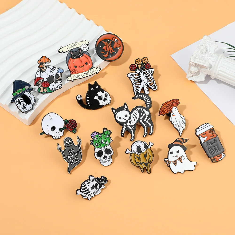 Halloween Metal Pumpkin Badges Brooch Wear Hats Ghosts and Skulls Enamel Lapel Pins Backpack Clothes Accessories Jewelry Gift