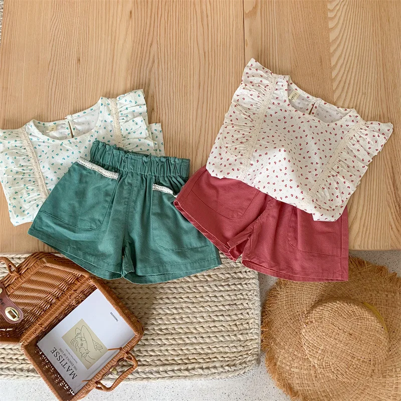 

Summer Children Girls Outfits Muslin Floral Printed Sleeveless Tees Suit Solid Loose Shorts Infant Baby Girls 2PCS Clothes Set