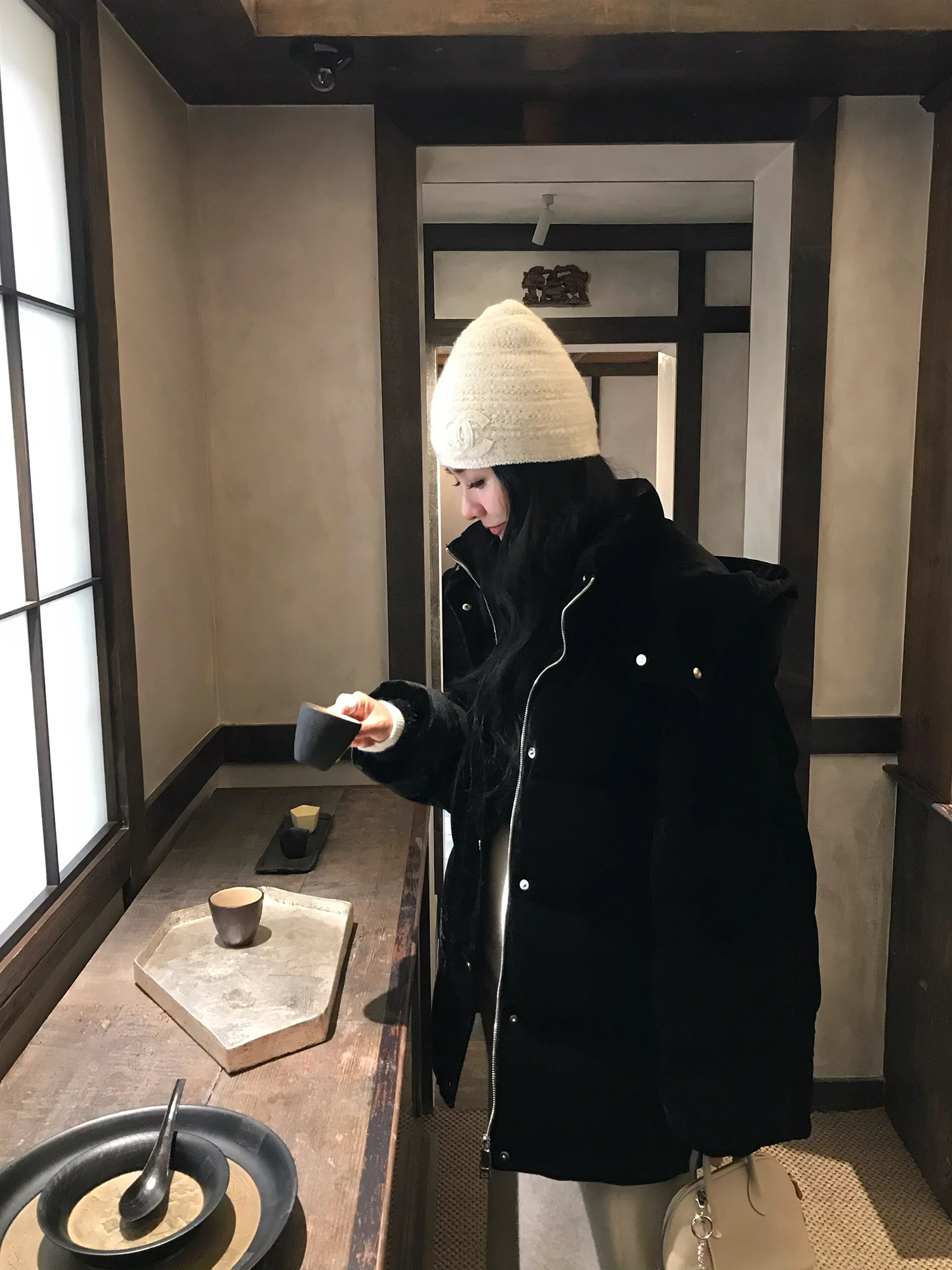 

EAR RAE Vintage 90 White Du down Velvet Jaet with Hood Mid-Length Outerwear Luminous Surface Casual Sle Women's Coat