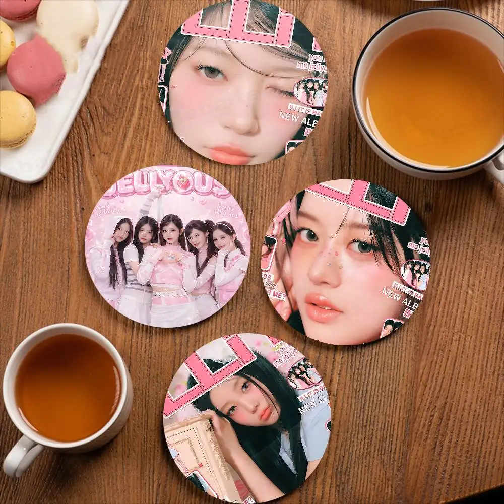 

Famous Kpop Singing Group I-Illit-T Music Coasters Suitable For Daily Family Gathering Decoration,anti-slip Wooden Coasters
