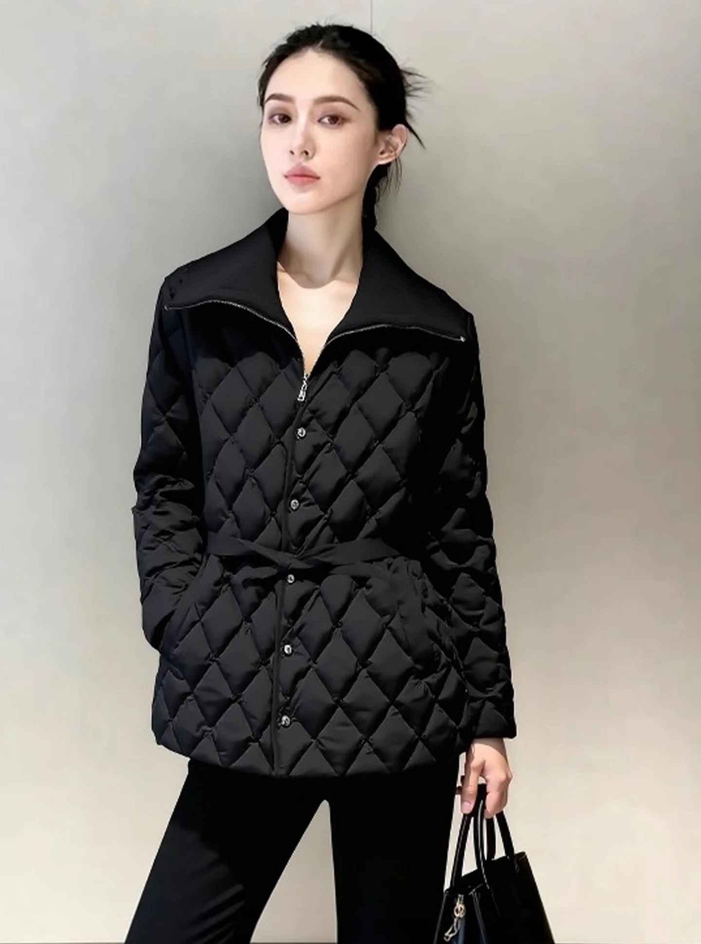 Sli Bla acolchado ort abajo Jaet mujer 2025 nuevo invierno Faion tamaño pequeño Ele Thi prendas de vestir exteriores de fibra sintética Du abajo