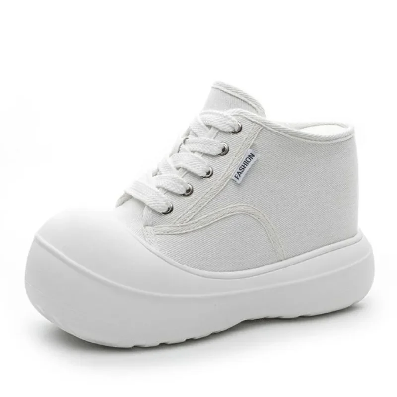 

Новинка 2023 года, джинсовые женские удобные дышащие брендовые тапочки на танкетке 13 см на платформе, весна-лето, массивные кроссовки на шнуровке