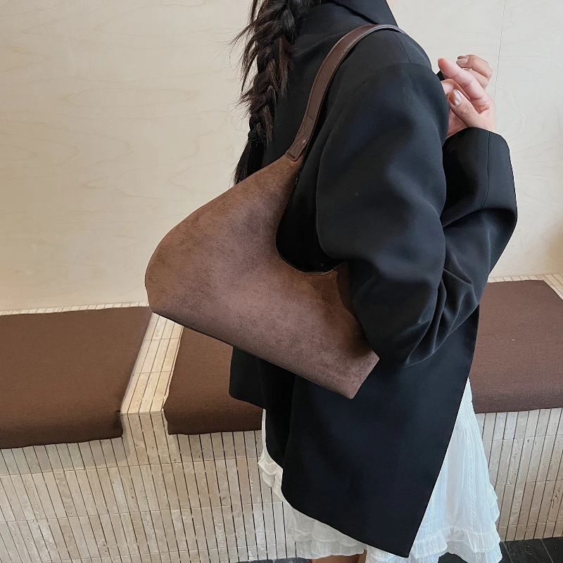

Faux Suede Half Moon Bag Women Vintage Shoulder Armpit Bag Large Capacity High Quality Frosted Tote Bag Daily Commute Handbag