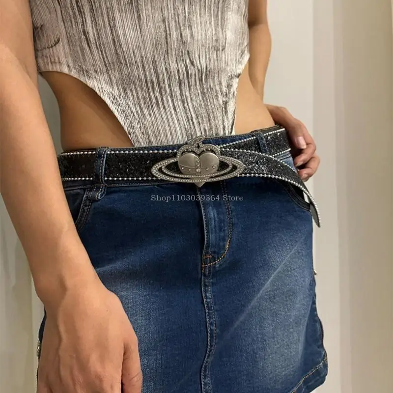 Cinto fivela do formato do coração cristal