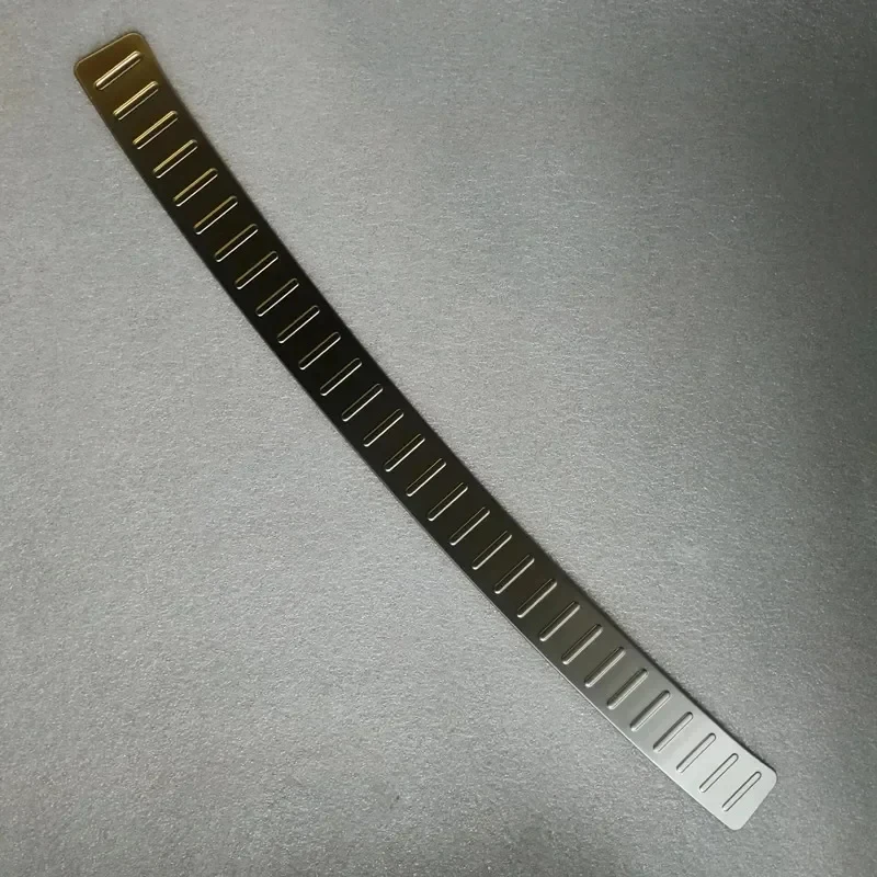 

High Quality Rear Bumper Protector Trunk Tread Plate Trim For X1 F48 2016-2023