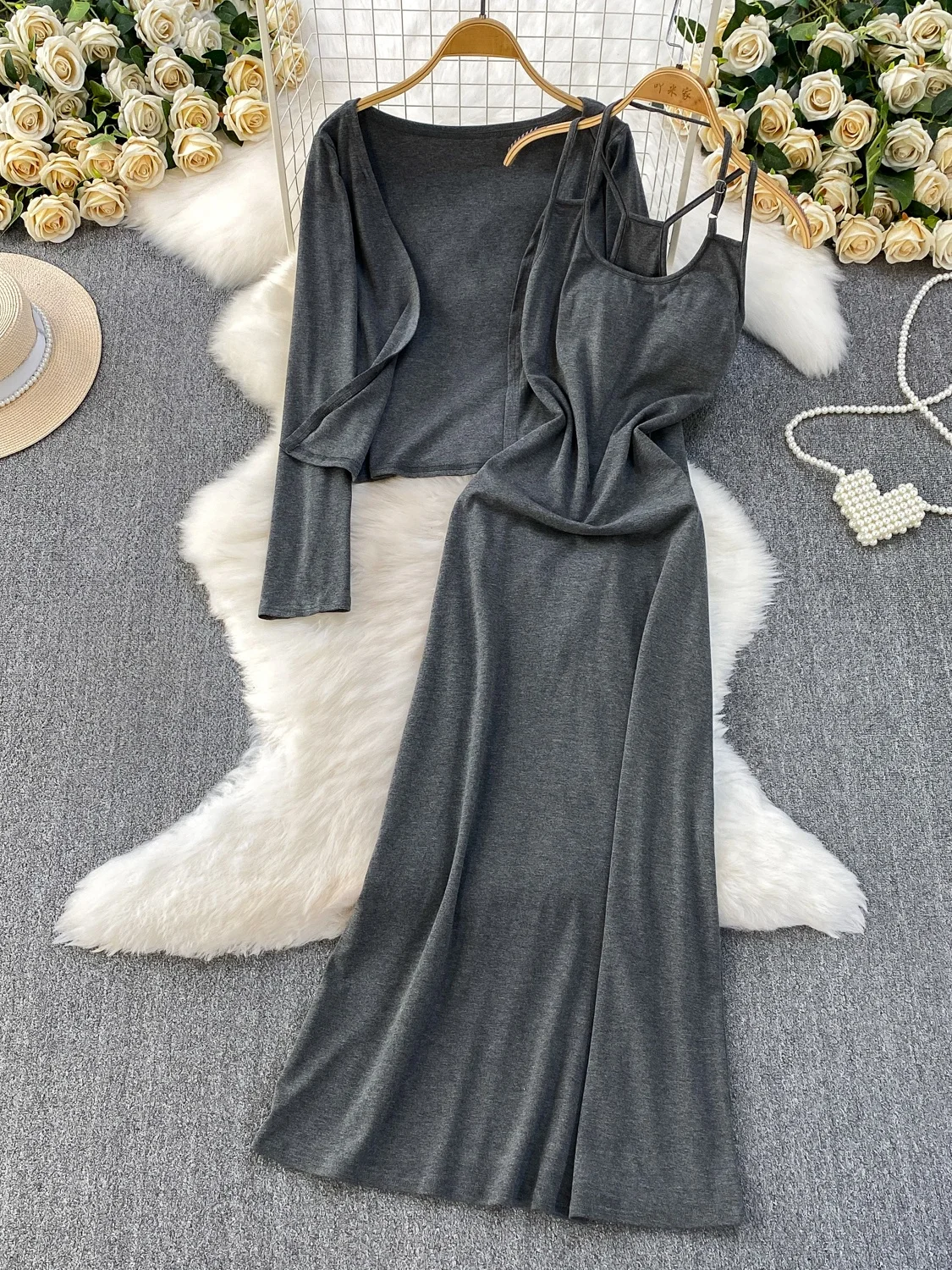 

Осень 2023, корейское пальто-кардиган с открытым вырезом, сексуальное пальто с подвесным ремешком Dr и нагрудником, комплект из двух предметов для молодых женщин