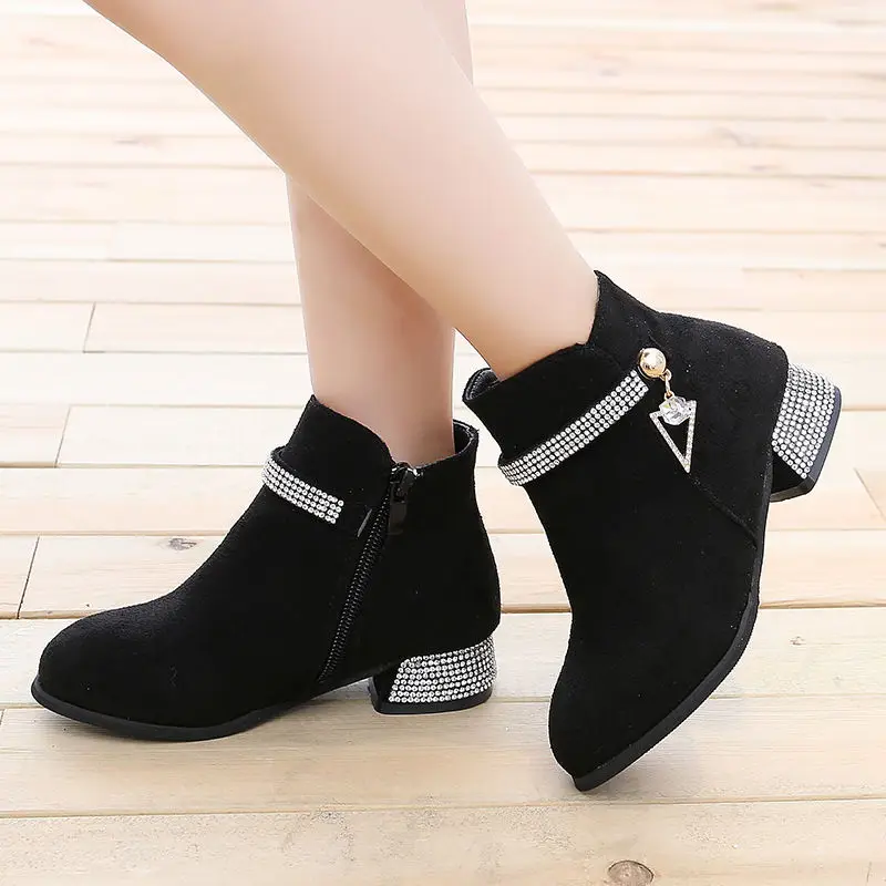 

Girls Black Velvet Short Boots with Rhinestone Detail 2025 New Autumn Kids Ankle Boots Elastic Cuff High Heel School Dance Shoes