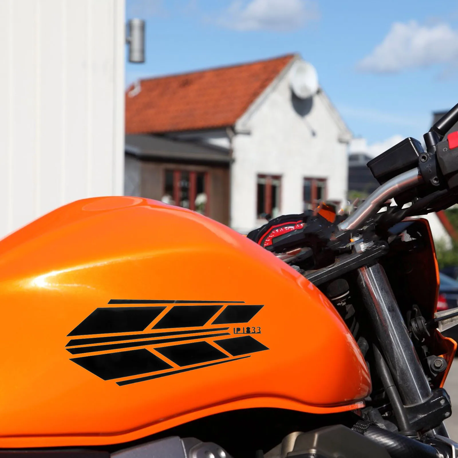 

2Pairs Motorcycle Gas Tank Stickers Universal Oil Tank Decals Creative Decoration for Motorcycles Electric Scooter