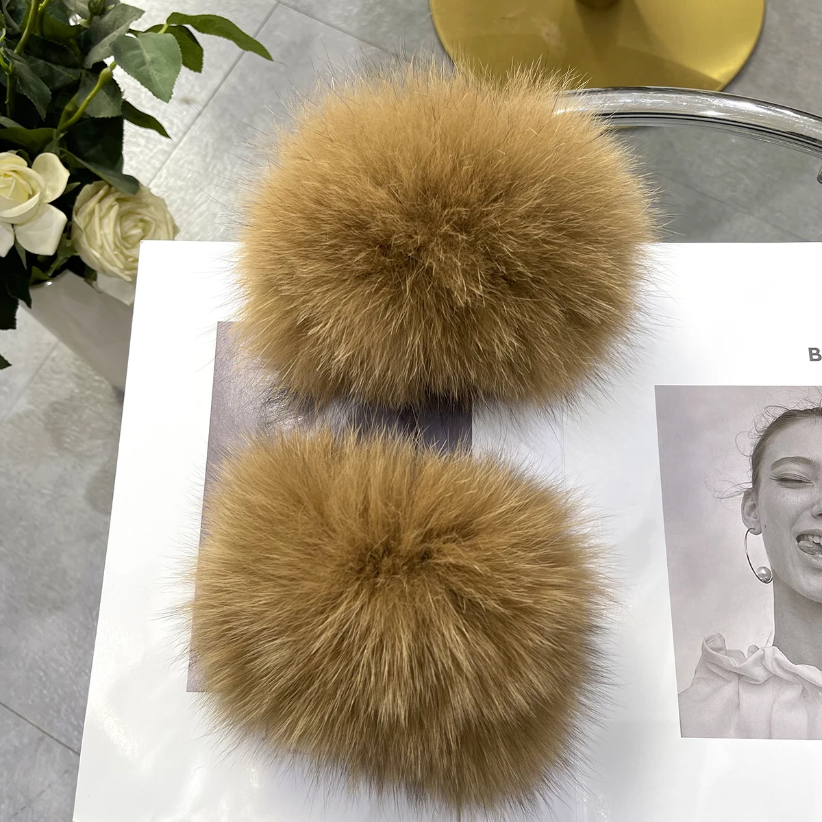 2026 New Style Fox Fur Cuff Arm Warmer Lady Bracelet Real Fur Wristband Glove High Quality Fox fur Cuffs Hot Sale Wrist Warmer