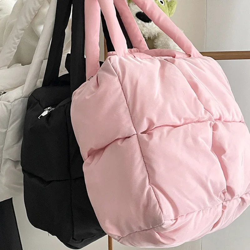 Bolso de hombro acolchado a cuadros Retro para mujer, bolsos suaves de Color sólido, bolsos de mano suaves, bolso acolchado Sapce rosa, diseñador de marca