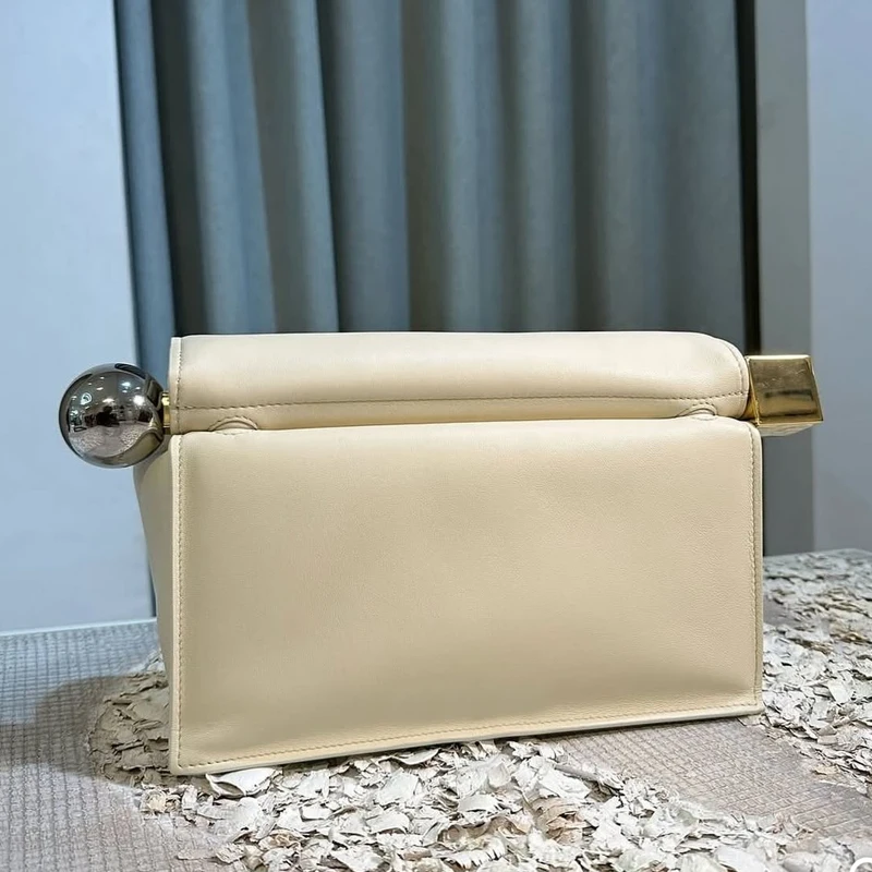 

Классические маленькие круглые квадратные клатчи для женщин. Роскошные дизайнерские сумки. Кошельки. 2025 года. Новинка из ПУ. Металлический лист. Ремешок на плечо.