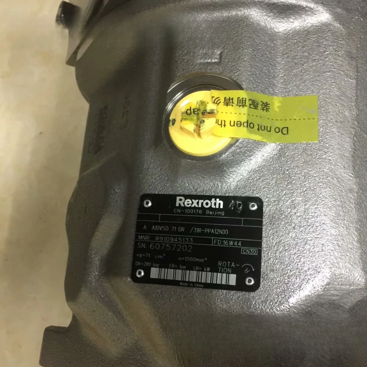 Rexroth Axial Piston Pump A10VSO100DFR1/32R-VPB12N00