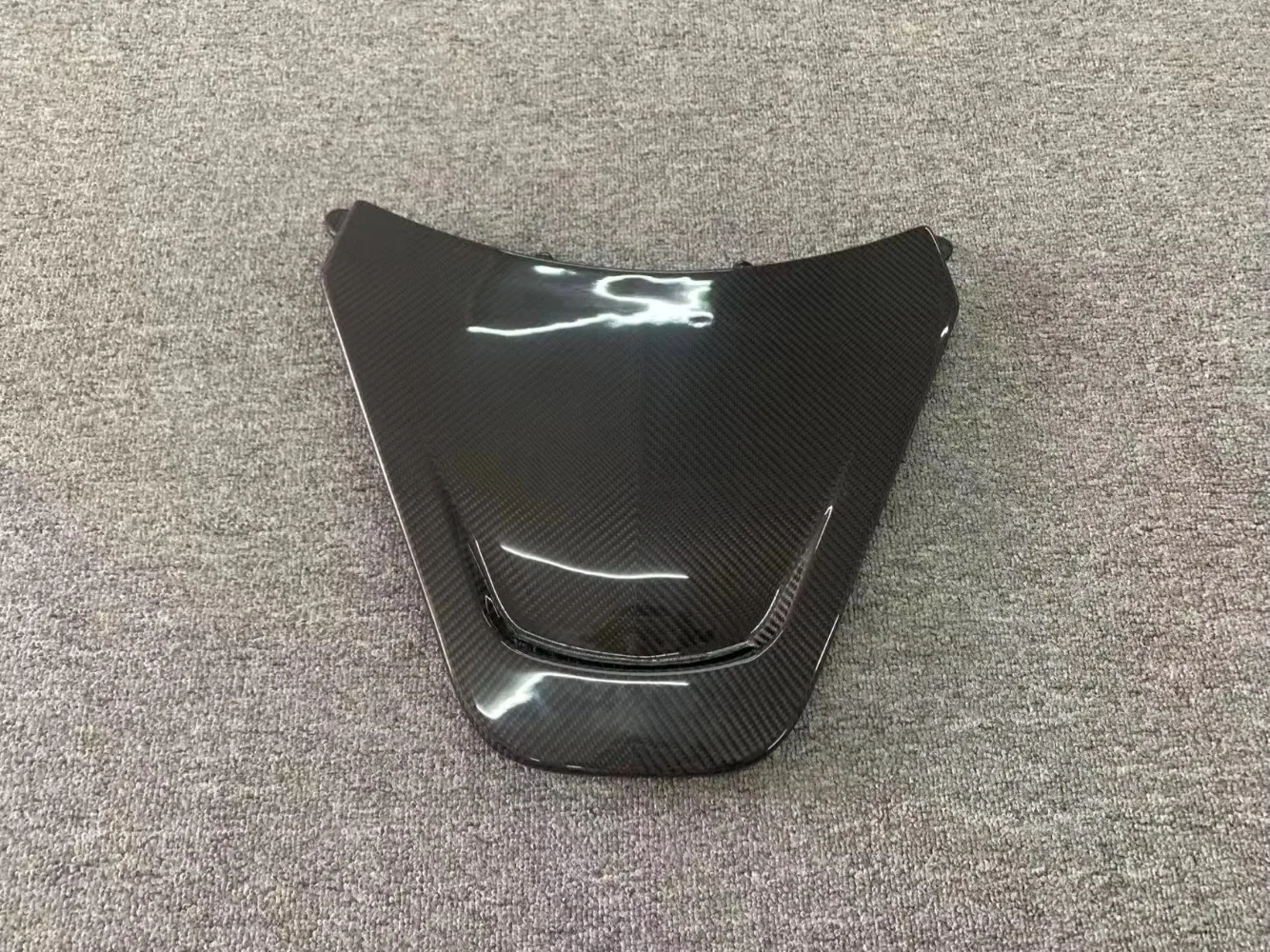 High Quality Fast Delivery Whole Sale Price Dry Carbon Fiber Novitec Rear Engine Cover Body Kits for  720S