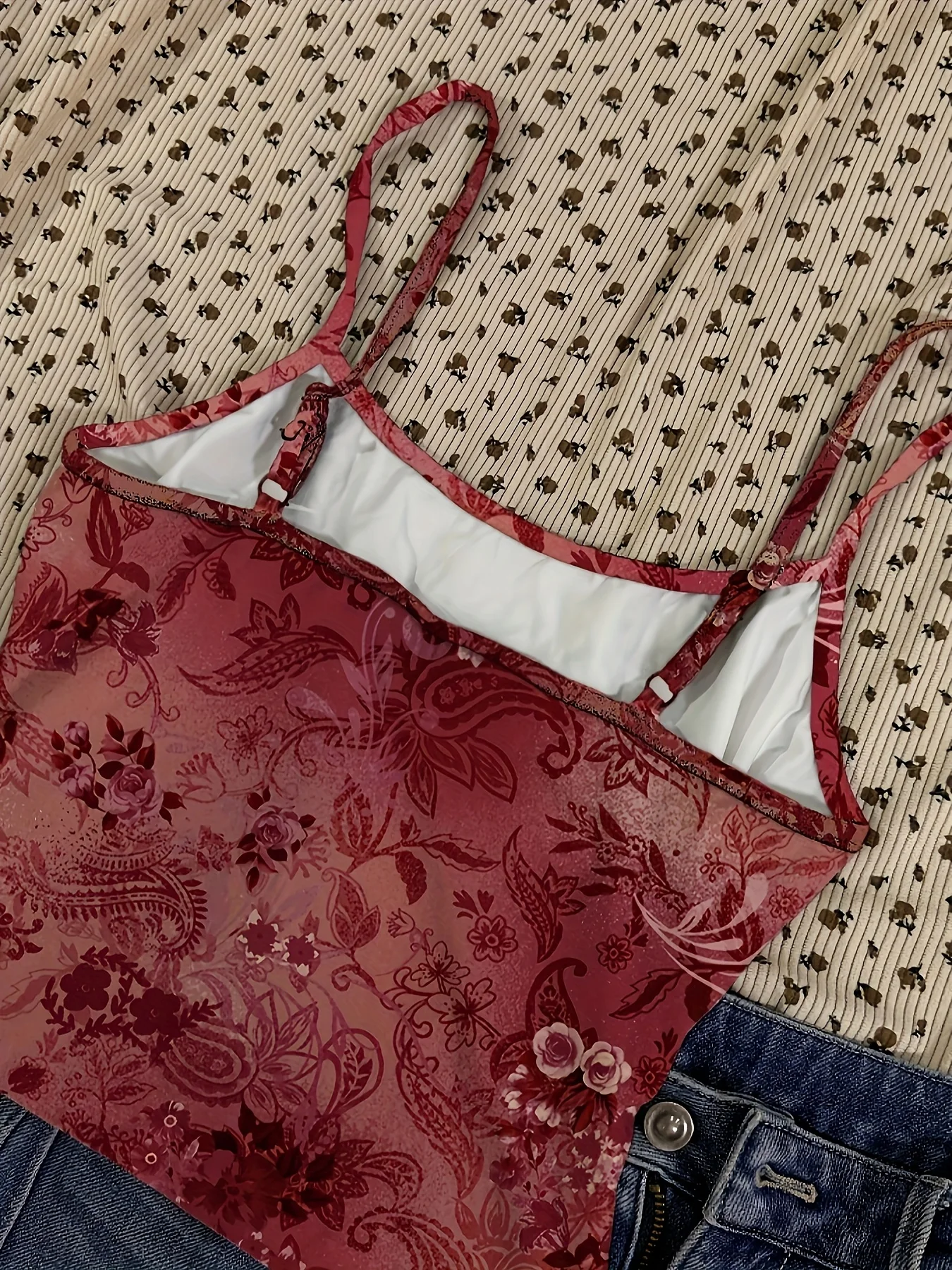 Vintage Floral Pattern Red Sexy Vest, Women's Short Top