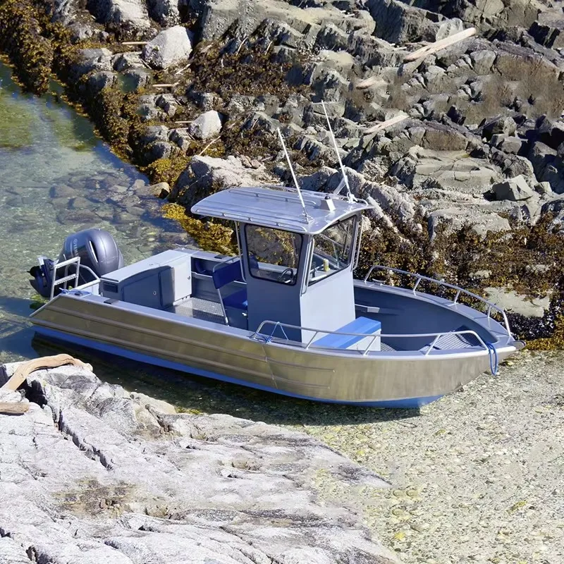2026 Customized 5052 Aluminum Fishing Boat With Cabin for Lake Outdoor Surfing Center Console Wholesale Sale
