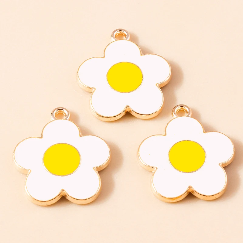 Leslie 10 Stück Emaille-Anhänger in Weiß und Gelb mit Gänseblümchen-Motiv für die Herstellung von Halsketten, Ohrringen, Armbändern, Charms, DIY-Schmuckzubehör – Detail 38