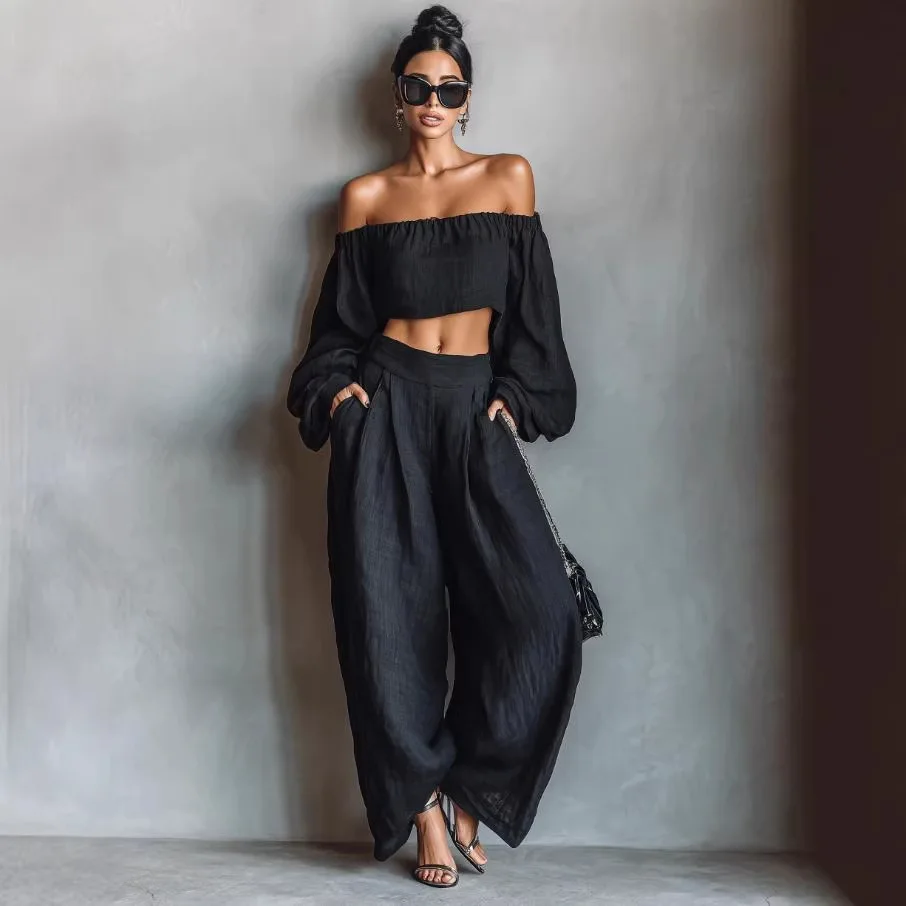 

Новый элегантный повседневный модный комплект 2026 года в европейском и американском стиле: однотонная футболка с вырезом-лодочкой и брюки, комплект из двух предметов