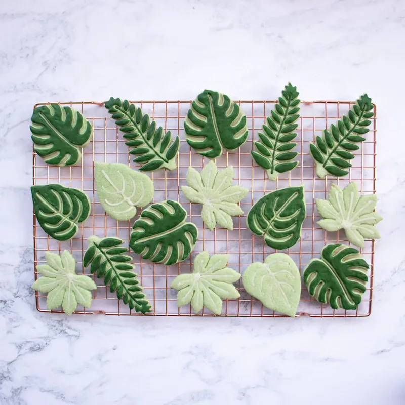 Plastic Agave Cookie Embosser Mould Ivy Turtle Leaf DIY Biscuit  Fondant Cake Decorating Tools Leaf Pattern Baking Molds