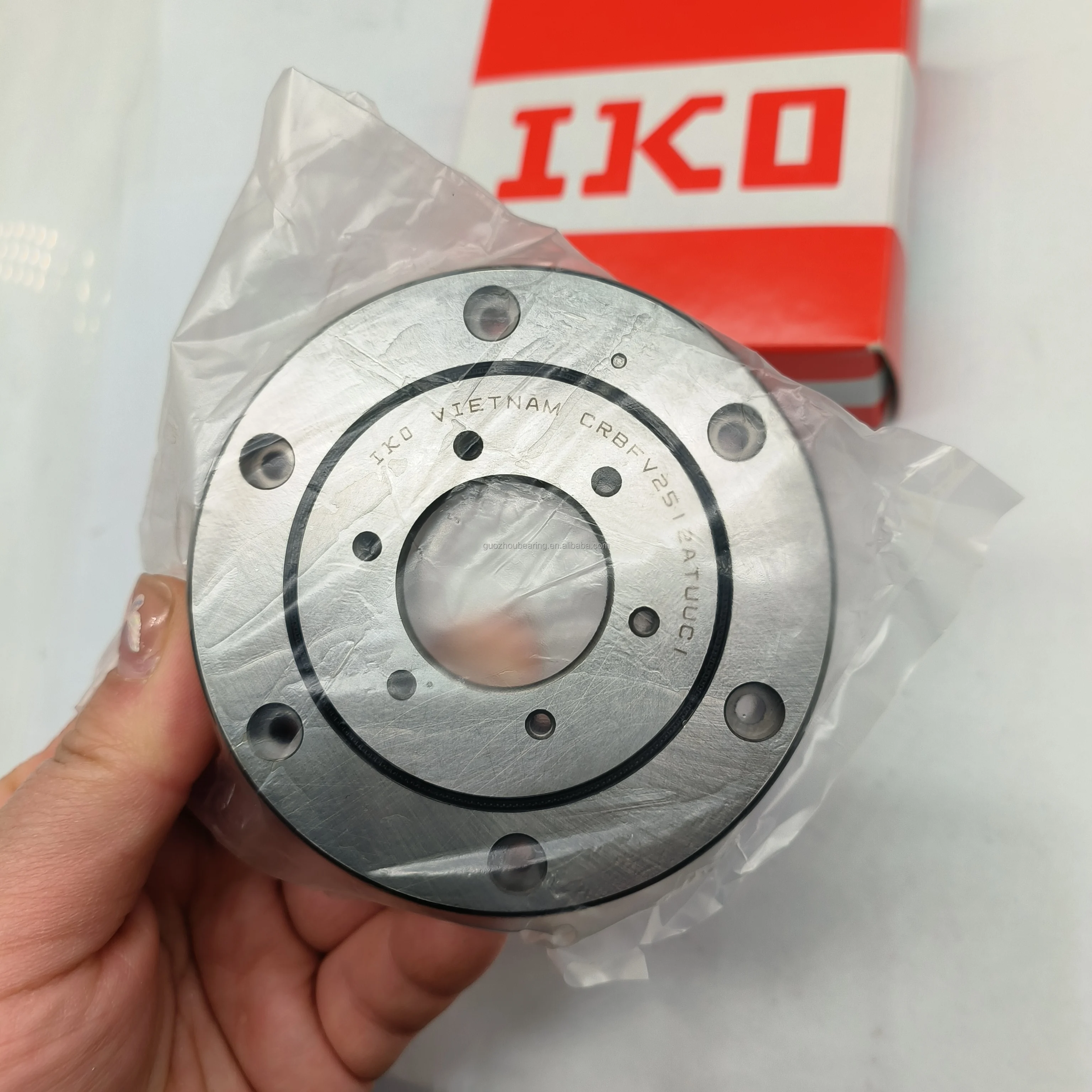 IKO Crossed Roller Bearing CRBFV2512 CRBFV2512AT CRBFV2512ATUUC1 Robot Arm Bearing CRBFV 2512 25x80x12mm