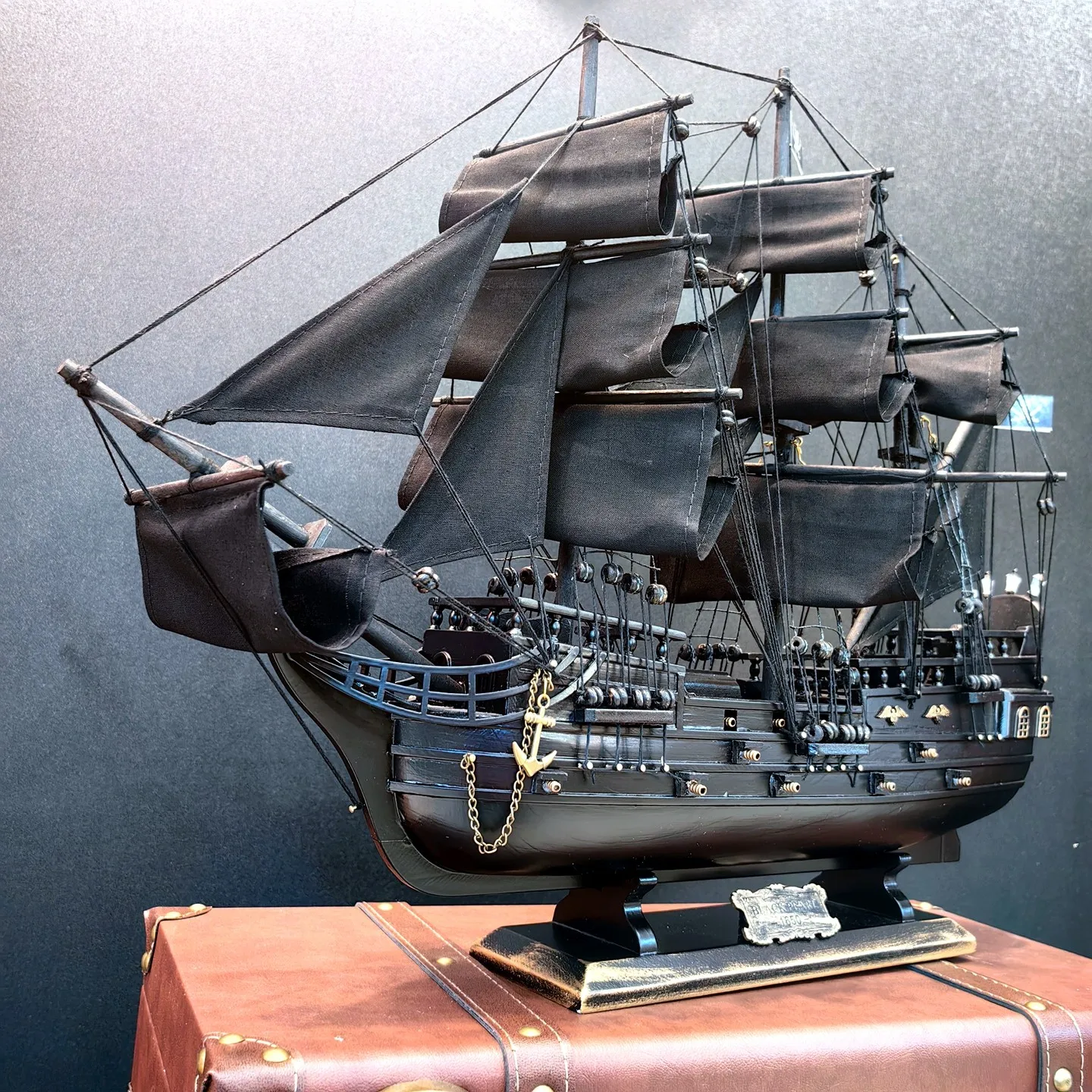 Black Pearl wooden black sailboat model ornament wooden boat ornament craft gift