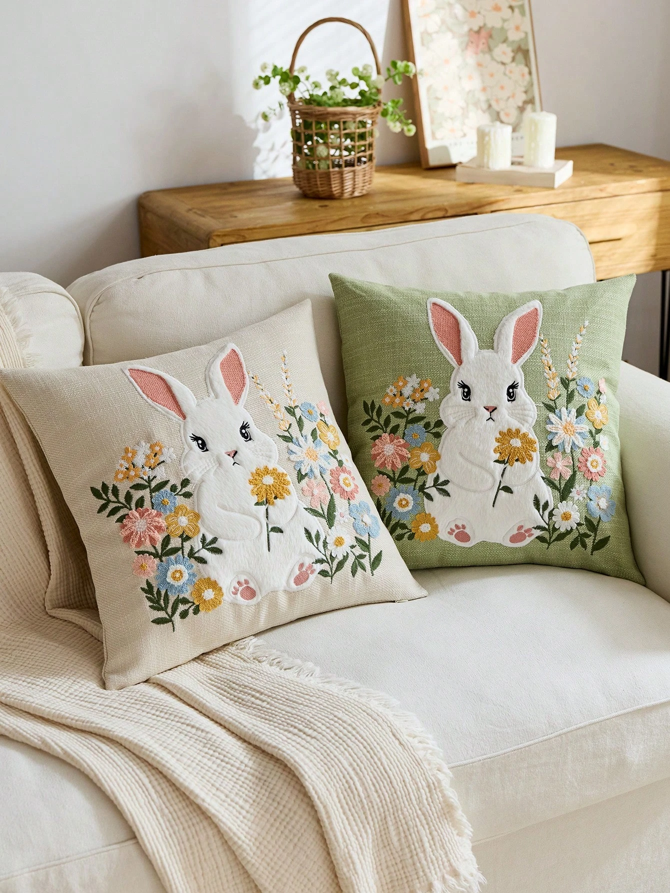 1pc Easter Bunny Holding Flower Pillow Covers - Polyester, 2D Double-Sided Printed, Green Pillow Cases for Sofa & Bedroom, Perfe