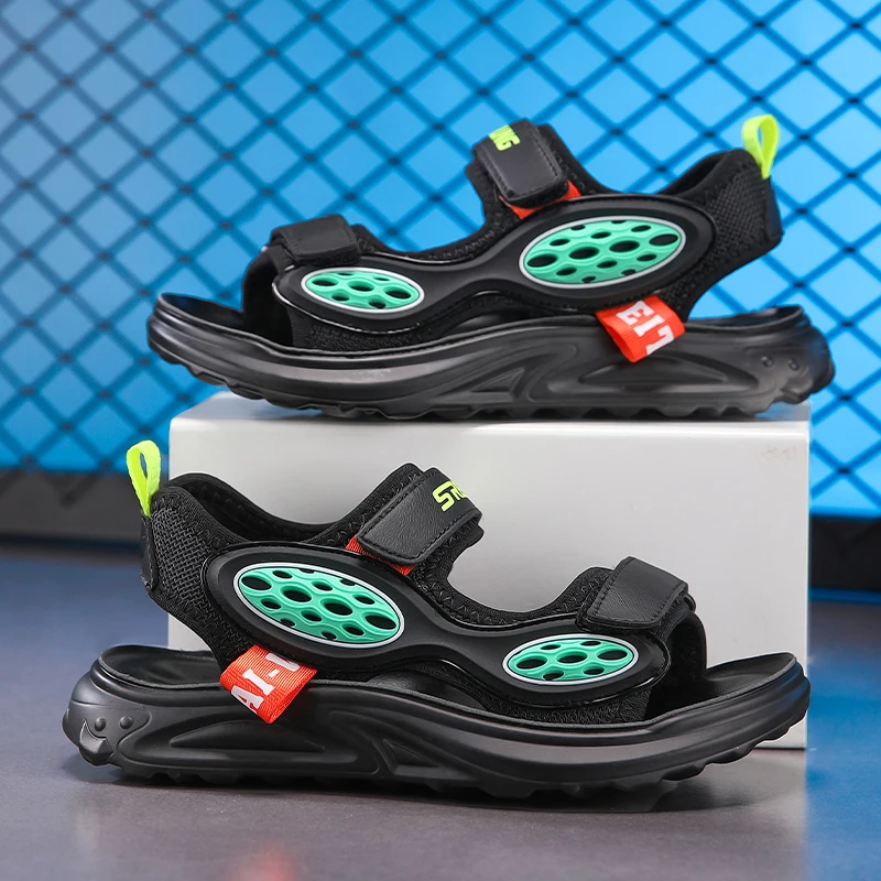 

A pair of children's summer open-toe sandals, soft, breathable, wear-resistant flat shoes, size 32-42，KT-M-1929