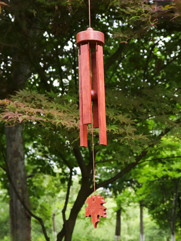 Creative Natural Wood Maple Leaf Wind Chimes Outdoor Courtyard Decorations White Ash Wood Hanging Ornaments Modern Simplicity