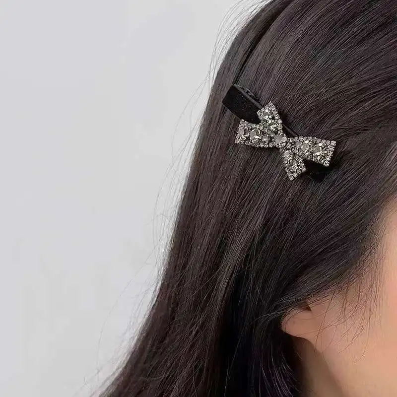 

Fashionable And Simple Duckbow Clip Black Velvet Bow Bang Clip High-End Small Fragrance Style Versatile Hair Clip For Women