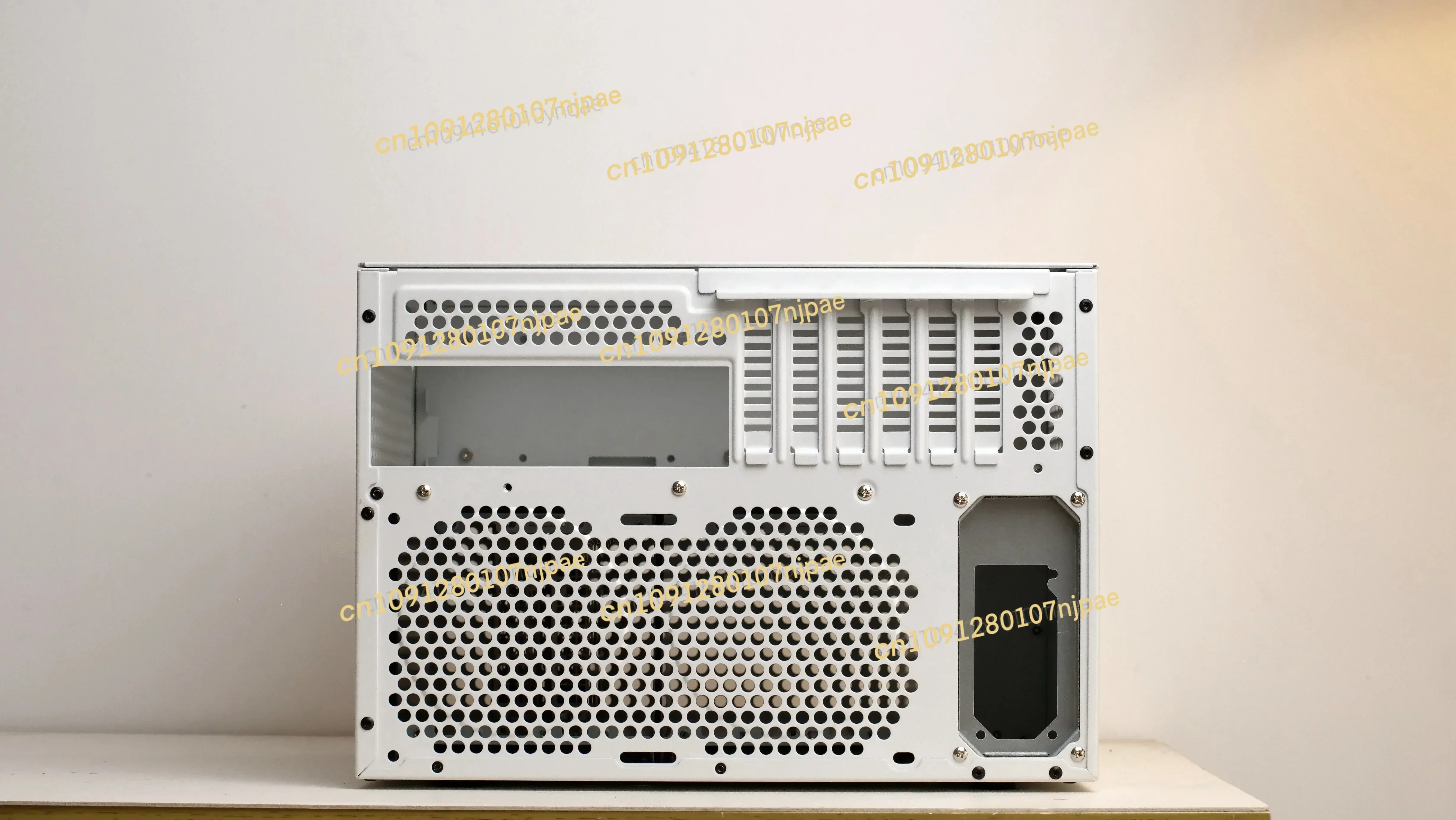 

2025 NEW Treasure Pro desktop 8-disk NAS/AIO chassis, ATX motherboard half height pcieSFX file storage server