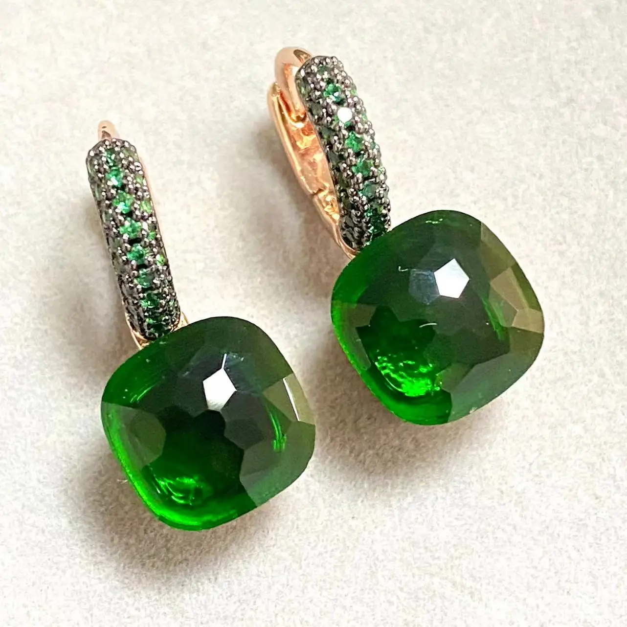 

10.6mm Classic Nudo Earrings Inlay Green Zircon with Gun Black Plated For Women Drop Earrings Candy Square Crystal Earrings