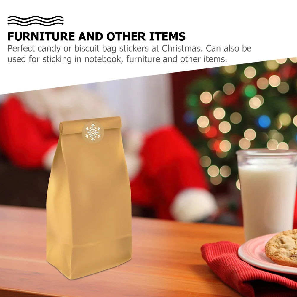 

3 Rolls Christmas Snowflake Sealing Stickers Xmas Theme Strong Adhesive Bag Label for Candy Biscuit Packaging Decorative Use in