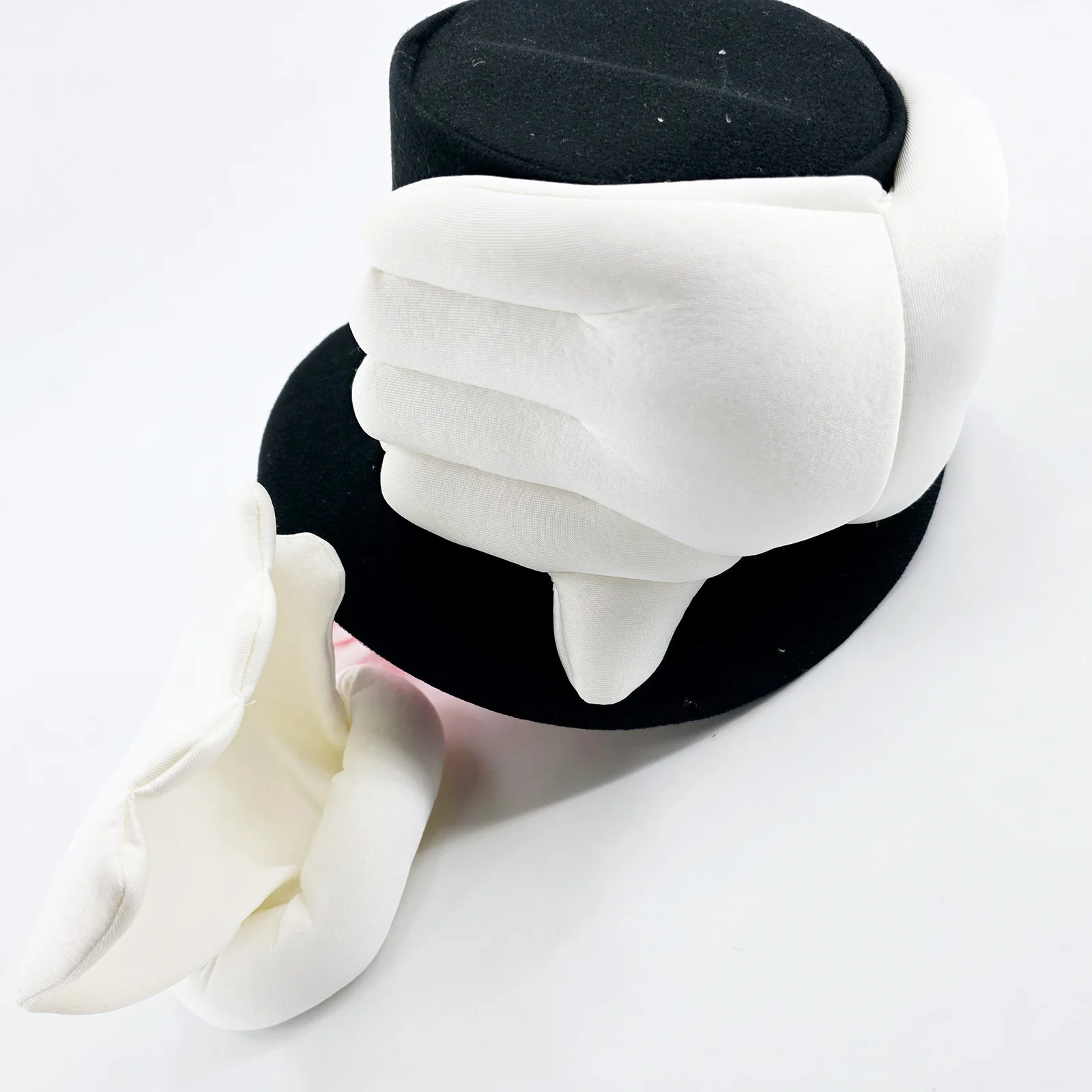 Cute Little Bunny Magia Deluxe Rabbit In the Hat Puppet Magic Tricks Magician Stage Illusions Gimmick Props Comedy