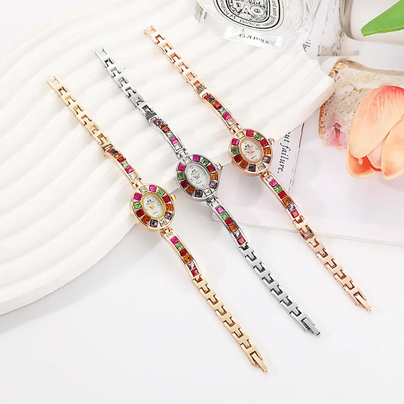 Colored gemstone inlaid watch Fashion trend Personality temperament Women's watch Exquisite alloy light luxury compact watch