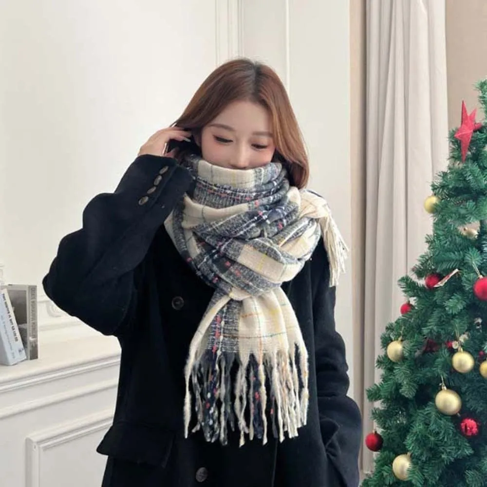 

Soft Soft Plaid Knitted Scarf Cold-proof Classic Long Tassel Neckscarf Polyester Solid Color Women Thickened Scarf Christmas