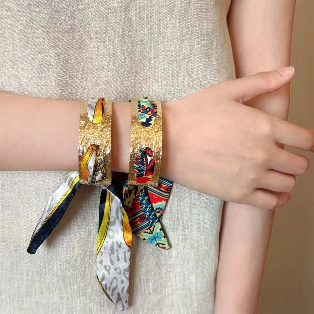 pulseira-de-seda-estreita-retro-dourada-para-mulheres-com-design-elegante-adorno-de-braco-versao-coreana-verao