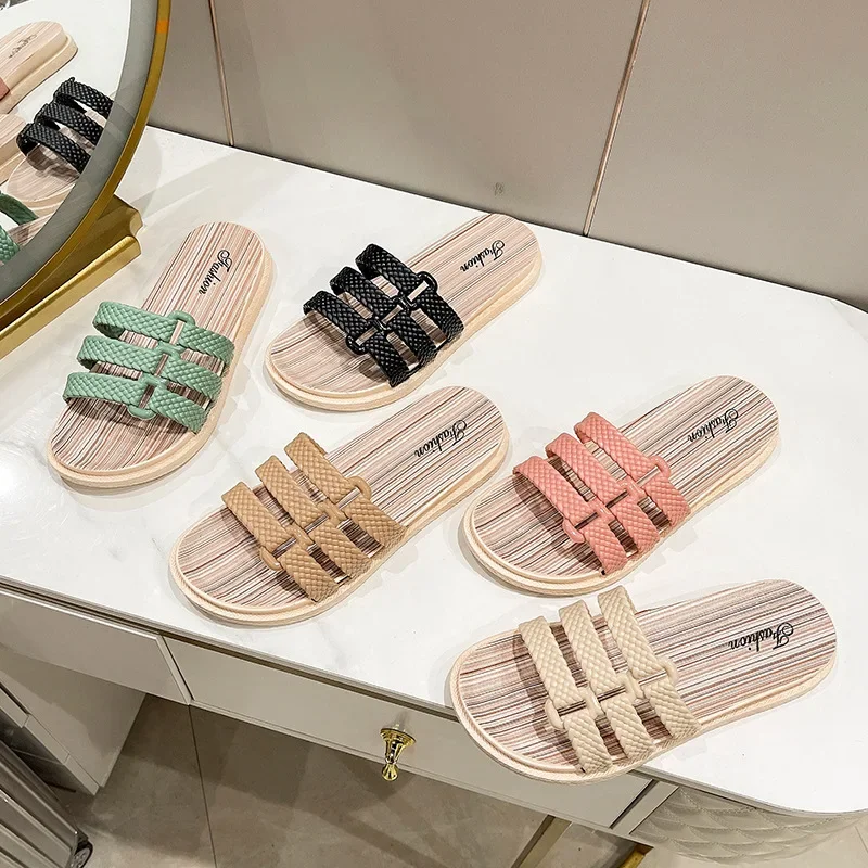 Zapatillas de exterior informales para mujer, Sandalias planas de playa de una palabra, a la moda, novedad de verano, 2024