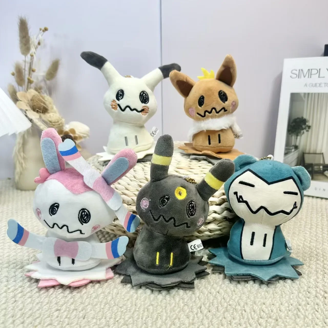 Mimikyu Eevee Plüsch-Schlüsselanhänger Pocket Monster Cos Eeveelution Snorlax Puppe Anime-Anhänger für Fans Sammlerstück Sylveon Geschenk Deko – Detail 1
